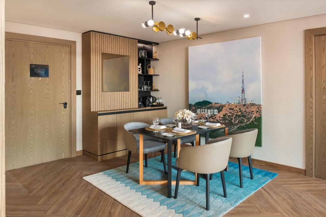 Paramount Hotel Midtown Dubaï Extérieur photo A dining room