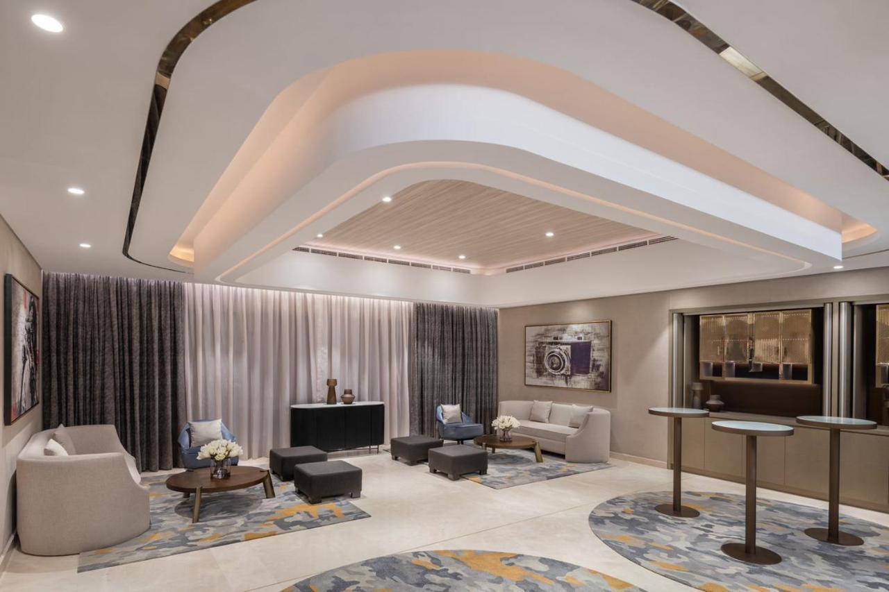 Paramount Hotel Midtown Dubaï Extérieur photo The Club at Hong Kong International Airport