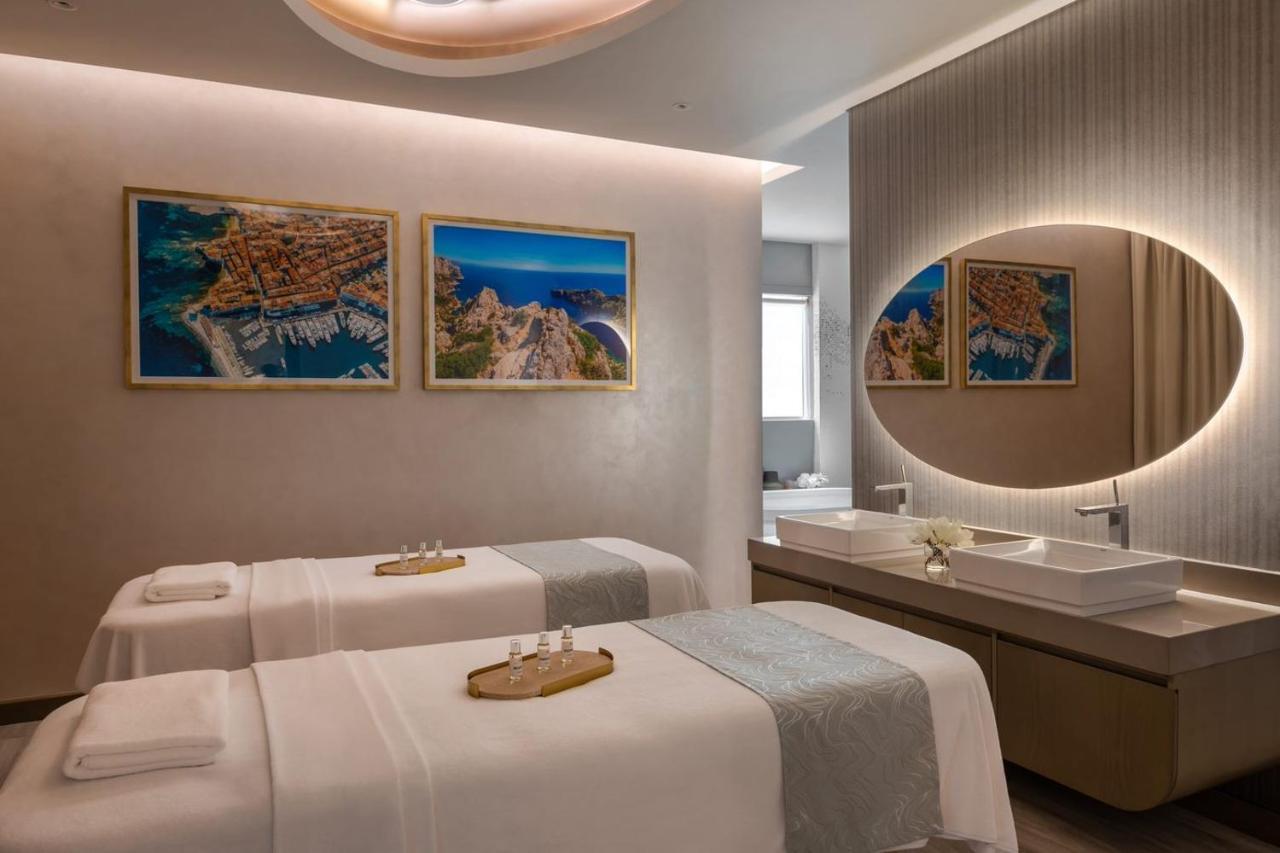 Paramount Hotel Midtown Dubaï Extérieur photo Spa at the hotel