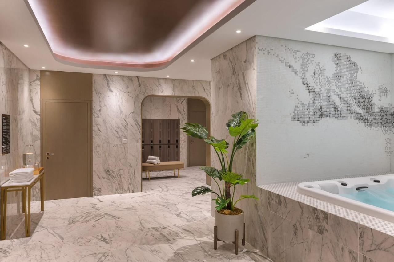 Paramount Hotel Midtown Dubaï Extérieur photo Spa at the hotel