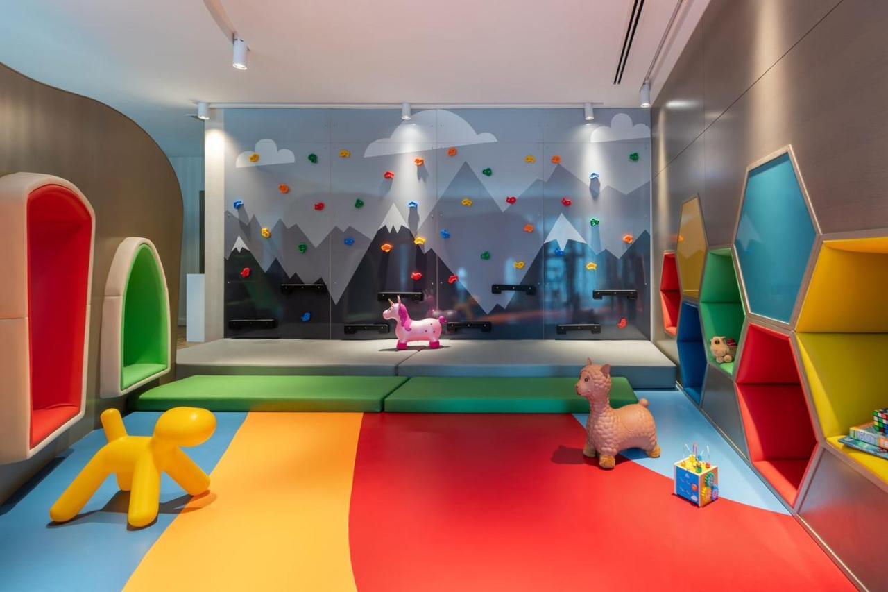 Paramount Hotel Midtown Dubaï Extérieur photo The Children's Club at the Ritz-Carlton, DIFC, Dubai