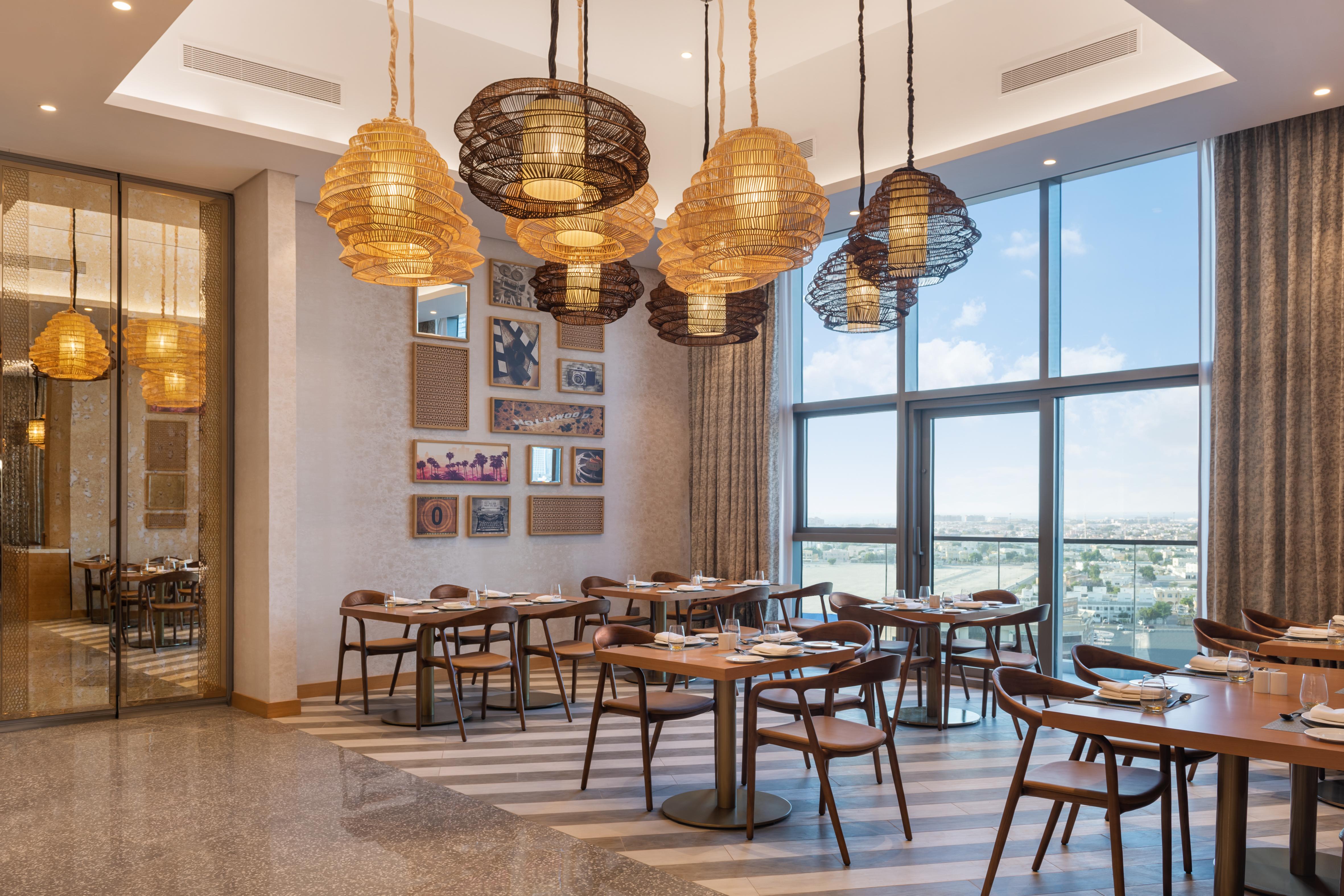 Paramount Hotel Midtown Dubaï Extérieur photo The restaurant